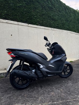 Honda PCX 125 ABS  solo 9.500 km