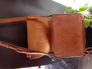 Bolso Cuero Repujado Marrón