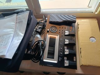 Roland GR-55 Pedalera Sintetizador Guitarra