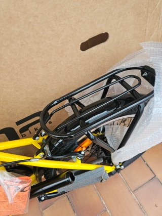 Bicicleta Moma plegable amarilla RICOLA