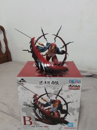 Figura One Piece Shanks Bandai Namco Kuji B