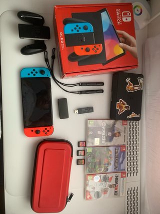 Nintendo Switch OLED Azul y Rojo