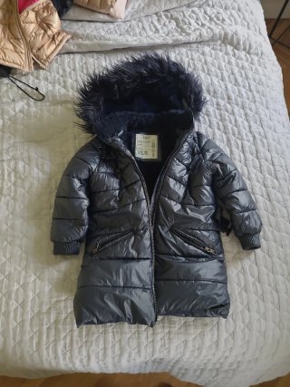 Abrigo infantil M&S con capucha