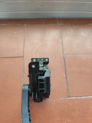 Pedal Acelerador Volvo 6PV 008 537-09