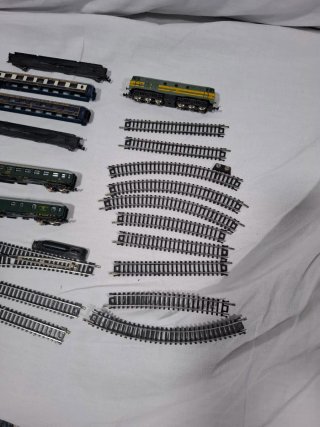 Lote Locomotora y Vías Tren