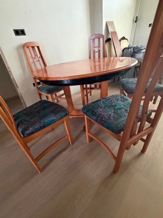 Mesa comedor extensible + 5 sillas
