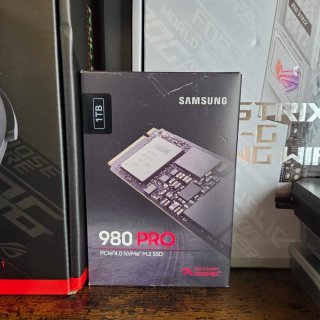 Samsung 980 Pro 1TB SSD NVMe M.2