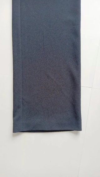 Pantalón vestir negro 44 8
