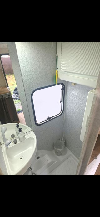Caravana J-5000€