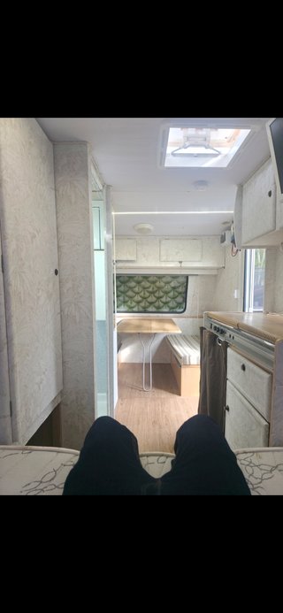 Caravana J-5000€