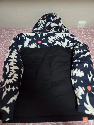 Chaqueta Roxy Negra y Naranja Talla M