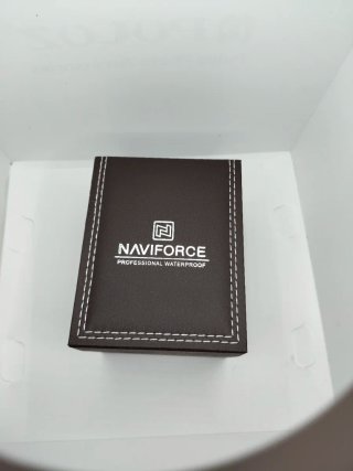 Reloj Naviforce Analógico Azul y Blanco