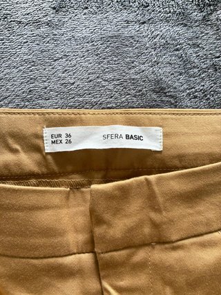 Pantalón chino camel