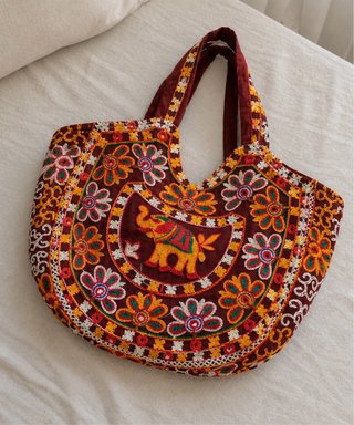 Bolso de verano étnico bordado