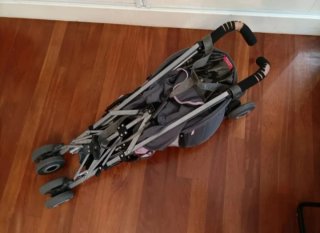 Silla de paseo McLaren rosa y gris