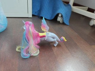Muñeca y Unicornio-Dragón