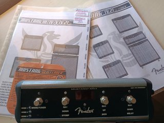 Fender Mustang III v.2 Amplificador Guitarra