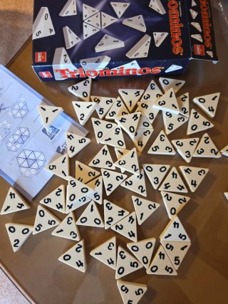 Triominos Travel Juego de Mesa