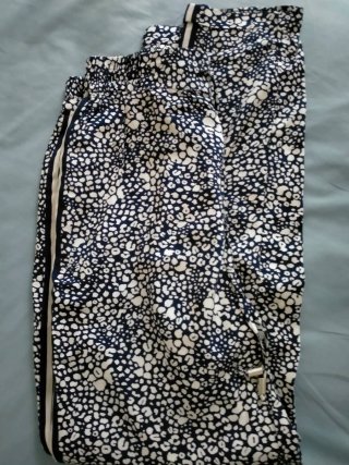 Pantalón estampado mujer Springfield