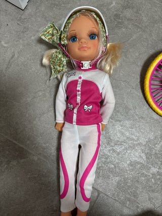 Muñeca Nancy con Bicicleta