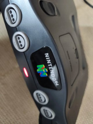 Nintendo 64 gris
