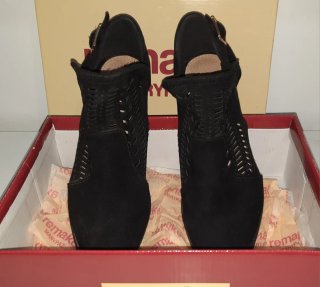BOTINES CALADOS VERANO