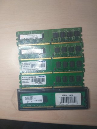 Lote 5 Módulos RAM DDR2 800MHz