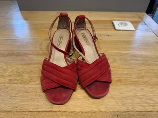 Sandalias Massimo Dutti ante tacón bajo rojo