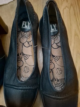 Lote de zapatos de piel