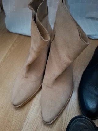 Lote de zapatos de piel