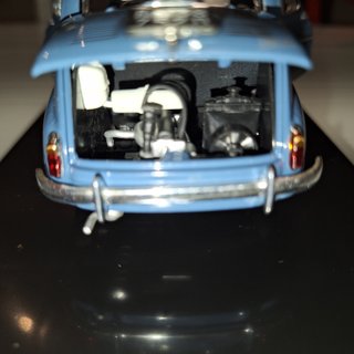 1/24. Fiat (Seat) 600 D. ABRE TODO