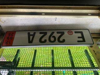 Matrícula alemana ES 107V