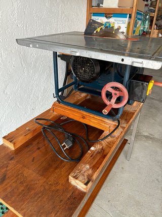 Mesa Sierra Circular