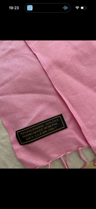 Fular rosa de Nepal