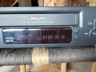 Philips HiFi Nicam VHS Reproductor VR 665