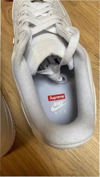 Nike Air Force 1 Low Supreme Blanco Talla 38.5