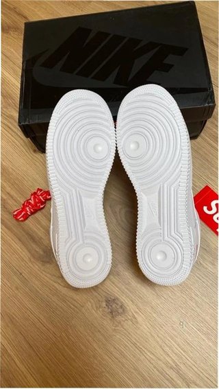 Nike Air Force 1 Low Supreme Blanco Talla 38.5