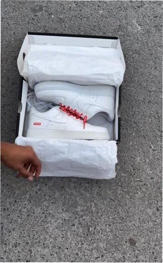Nike Air Force 1 Low Supreme Blancas Talla 40.5