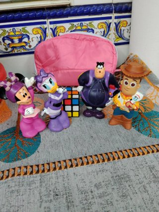 Figuras Disney + Cubo Rubik