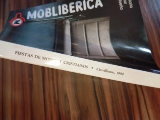 Moros y Cristianos Crevillente 1990 Revista, libro