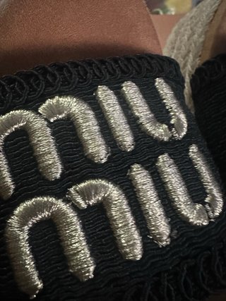 Alpargatas Miu Miu Negras Bordado