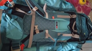 Mochila Quechua montaña 60L. Turquesa