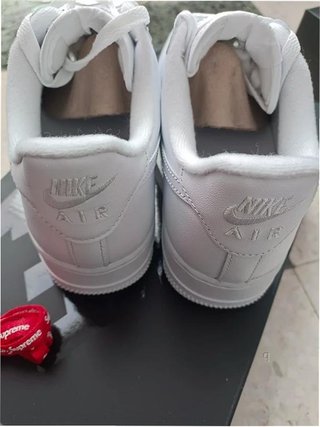 Nike Air Force 1 Low Supreme Blanco Talla 38.5