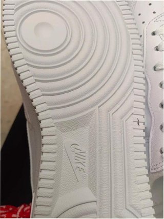 Nike Air Force 1 Low Supreme Blanco Talla 38.5