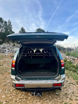 Mitsubishi Montero 2003