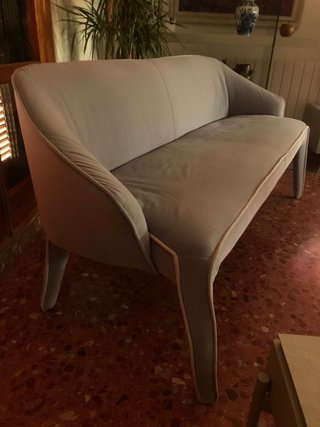 Sofá Natuzzi Lila Morado Tela