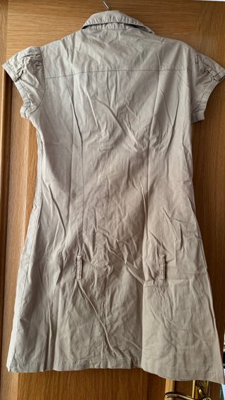 Vestido beige manga corta