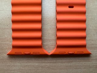 Apple Watch ULTRA 49mm. Orange Ocean Band