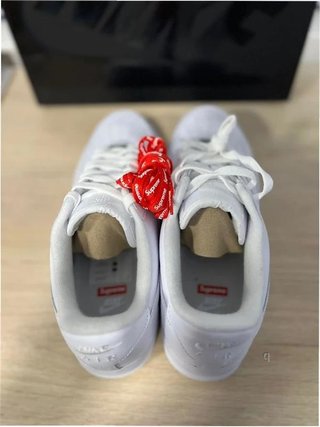 Nike Air Force 1 Low Supreme Blanco Talla 40.5
