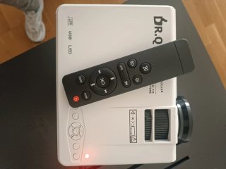 Proyector DR.Q Blanco SIN ESTRENAR.